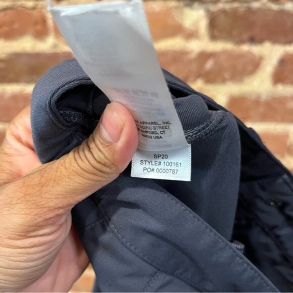 Rhone Commuter Pant Navy 28 Travel Work Pockets 32" inseam Performance - Picture 7 of 9